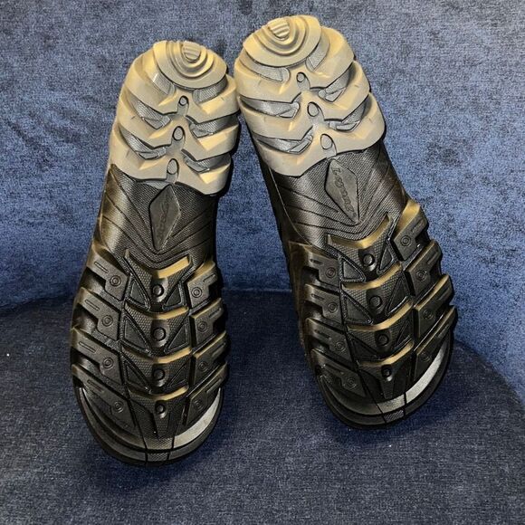 Leyang functional shoe - Picture 3 of 5